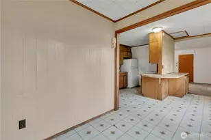 1146 Glennwood Ave NE, Renton, WA 98056 - Photo 9