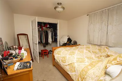 2071 Gilman Drive W, Seattle, WA 98119 - Photo 11