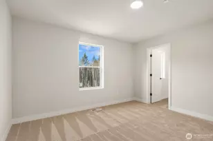 23779 Marinwood Cir NE, Kingston, WA 98346 - Photo 9