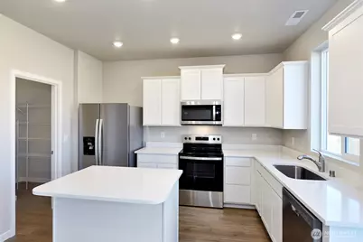 9734 Brown Street SE, Yelm, WA 98597 - Photo 3