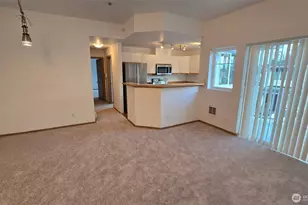 21907 42nd Ave S, Kent, WA 98032 - Photo 3