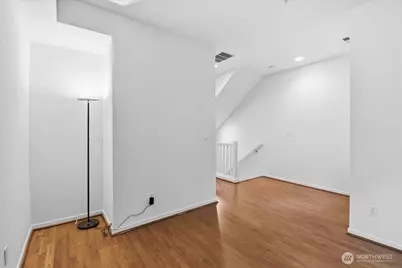 63 Cougar Ridge Road NW #2102, Issaquah, WA 98027 - Photo 13