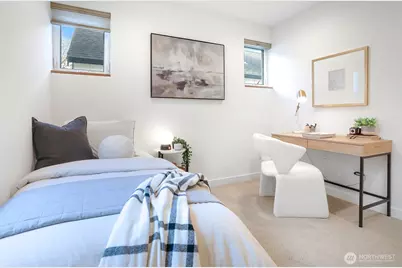 10344 Wallingford Avenue N, Seattle, WA 98133 - Photo 25