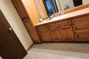 721 S 12th St, Shelton, WA 98584 - Photo 9