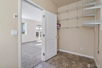 204 Balmer Street SW, Orting, WA 98360 - Photo 13