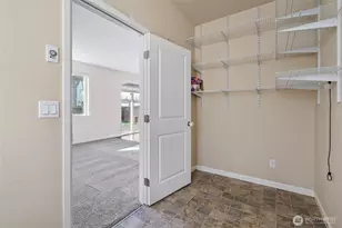 204 Balmer St SW, Orting, WA 98360 - Photo 13