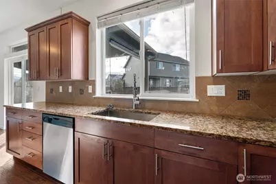 204 Balmer Street SW, Orting, WA 98360 - Photo 9