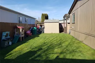 272 Grand Fir Dr, Enumclaw, WA 98022 - Photo 25