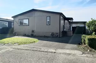 272 Grand Fir Dr, Enumclaw, WA 98022 - Photo 1