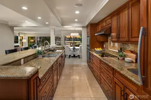 4437 Lake Washington Blvd NE, Kirkland, WA 98033 - Photo 11