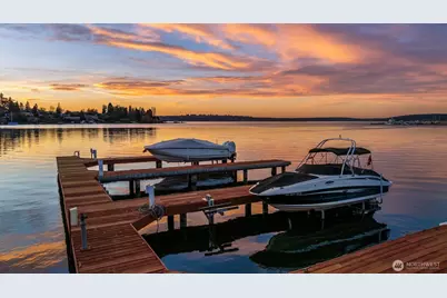 4437 Lake Washington Boulevard NE #202, Kirkland, WA 98033 - Photo 3