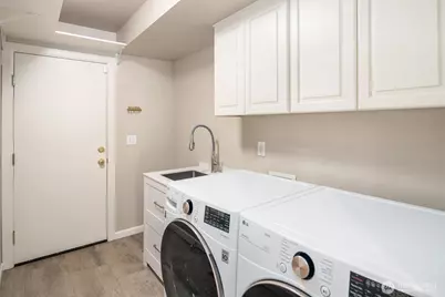 2303 Lyons Avenue NE, Renton, WA 98059 - Photo 21