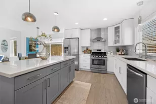 24231 78th Pl W, Edmonds, WA 98026 - Photo 3