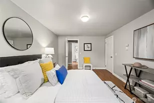 12527 NE 117th Pl, Kirkland, WA 98034 - Photo 11