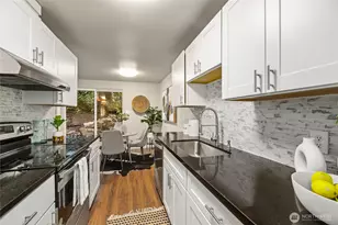 12527 NE 117th Pl, Kirkland, WA 98034 - Photo 9