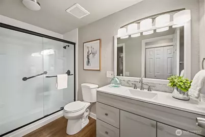 12527 NE 117th Place #F5, Kirkland, WA 98034 - Photo 15