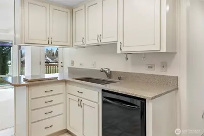 15719 SE 23rd Street #116, Vancouver, WA 98683 - Photo 11