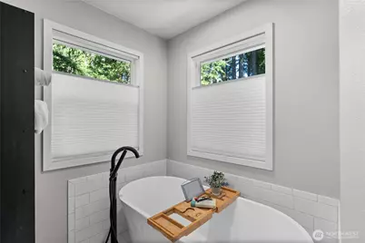 5951 NW Newberry Hill Road, Silverdale, WA 98383 - Photo 23