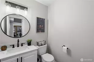 5951 NW Newberry Hill Rd, Silverdale, WA 98383 - Photo 31