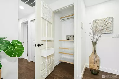 13416 NE 70th Street, Redmond, WA 98052 - Photo 17