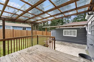 112 Barbara Ln, Everett, WA 98203 - Photo 17