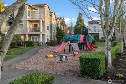 6113 Hazel Loop SE #D, Auburn, WA 98092 - Photo 37