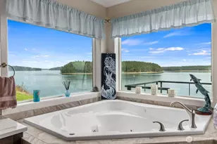 2406 Island Dr NW, Olympia, WA 98502 - Photo 29