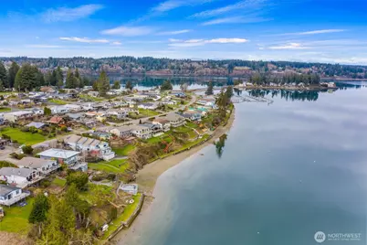 2406 Island Drive NW, Olympia, WA 98502 - Photo 37