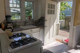 3201 S Charles St, Seattle, WA 98144 - Photo 15