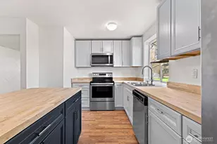 7902 48th St E, Fife, WA 98424 - Photo 11