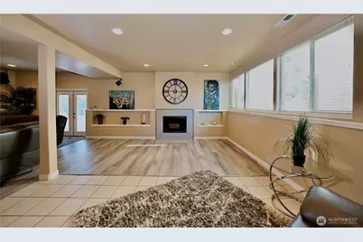 11031 Cornell Avenue S, Seattle, WA 98178 - Photo 13