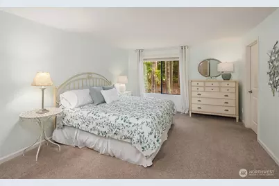 3922 229th Place SE, Sammamish, WA 98075 - Photo 13