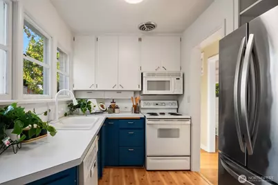 12230 Marine View Drive SW, Burien, WA 98146 - Photo 23