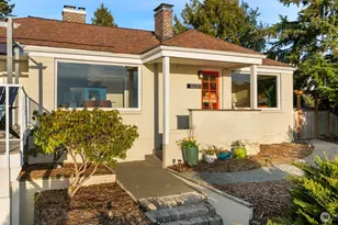 12230 Marine View Dr SW, Burien, WA 98146 - Photo 3