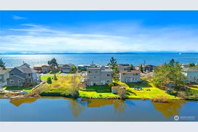 86 Keystone Avenue, Coupeville, WA 98239 - Photo 3