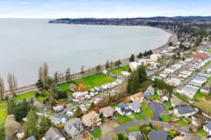 7969 W Golf Course Dr, Birch Bay, WA 98230 - Photo 5