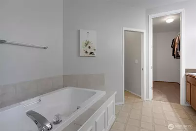 17915 25th Ave E, Tacoma, WA 98445 - Photo 13