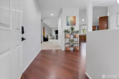 17915 25th Ave E, Tacoma, WA 98445 - Photo 3