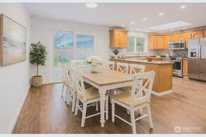 12418 SE 251st Place, Kent, WA 98030 - Photo 9