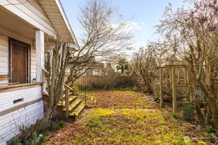 9004 12th Ave SW, Seattle, WA 98106 - Photo 5