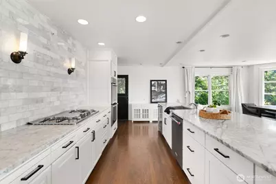 9144 Edgewater Drive SW, Lakewood, WA 98499 - Photo 15