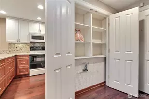 6323 N 26th St, Tacoma, WA 98407 - Photo 3