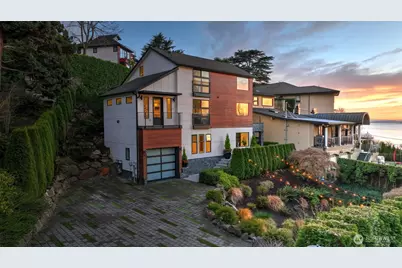 4527 W Raye Street, Seattle, WA 98199 - Photo 1