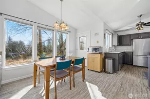 2071 Cherry St, Ferndale, WA 98248 - Photo 9