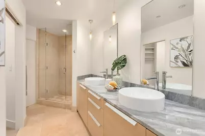 737 Olive Way #2905, Seattle, WA 98101 - Photo 19