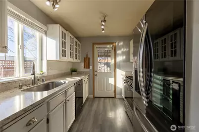 4311 150th Street NE, Marysville, WA 98271 - Photo 7