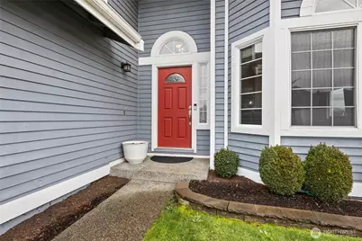 901 Bathke Avenue, Enumclaw, WA 98022 - Photo 3