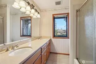 2910 13th St SW, Puyallup, WA 98373 - Photo 19