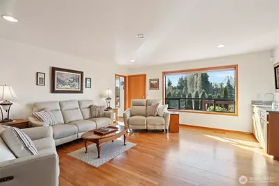 2910 13th Street SW, Puyallup, WA 98373 - Photo 5