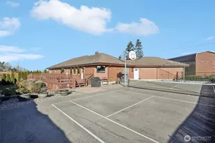 2910 13th St SW, Puyallup, WA 98373 - Photo 31